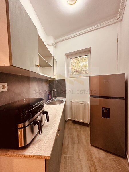 Cismigiu, apartament 2 camere de vanzare, centrala proprie, mobilat.